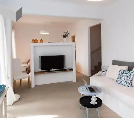 Willa Platys Gialos Luxury Villa